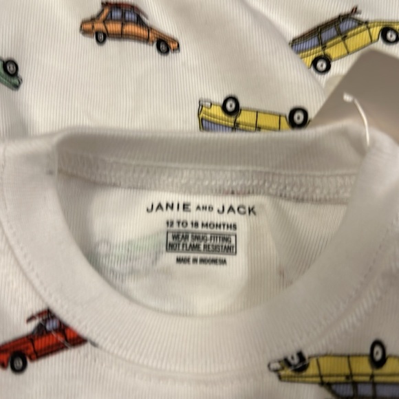 JANIE and JACK GOOD NIGHT SHORT PAJAMAS IN SURF CARS - Picture 10 of 14